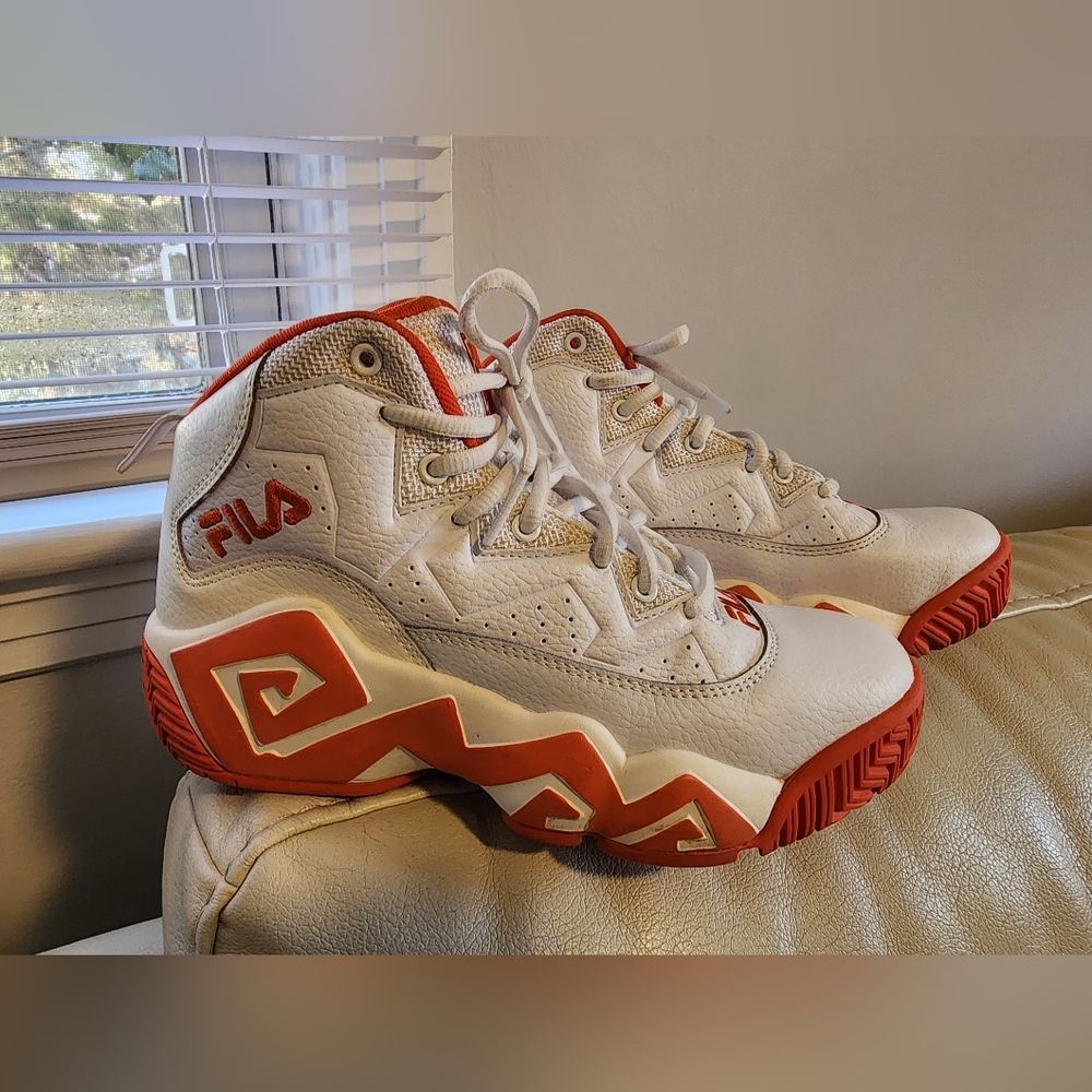 Fila Women's MB  Basketball Sneakers Shoes White/Orange,  7M US BlkBox